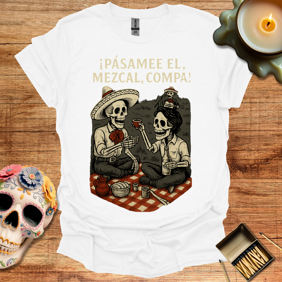 ¡Pásame el Mezcal, Compa! – Brindis Hasta los Huesos