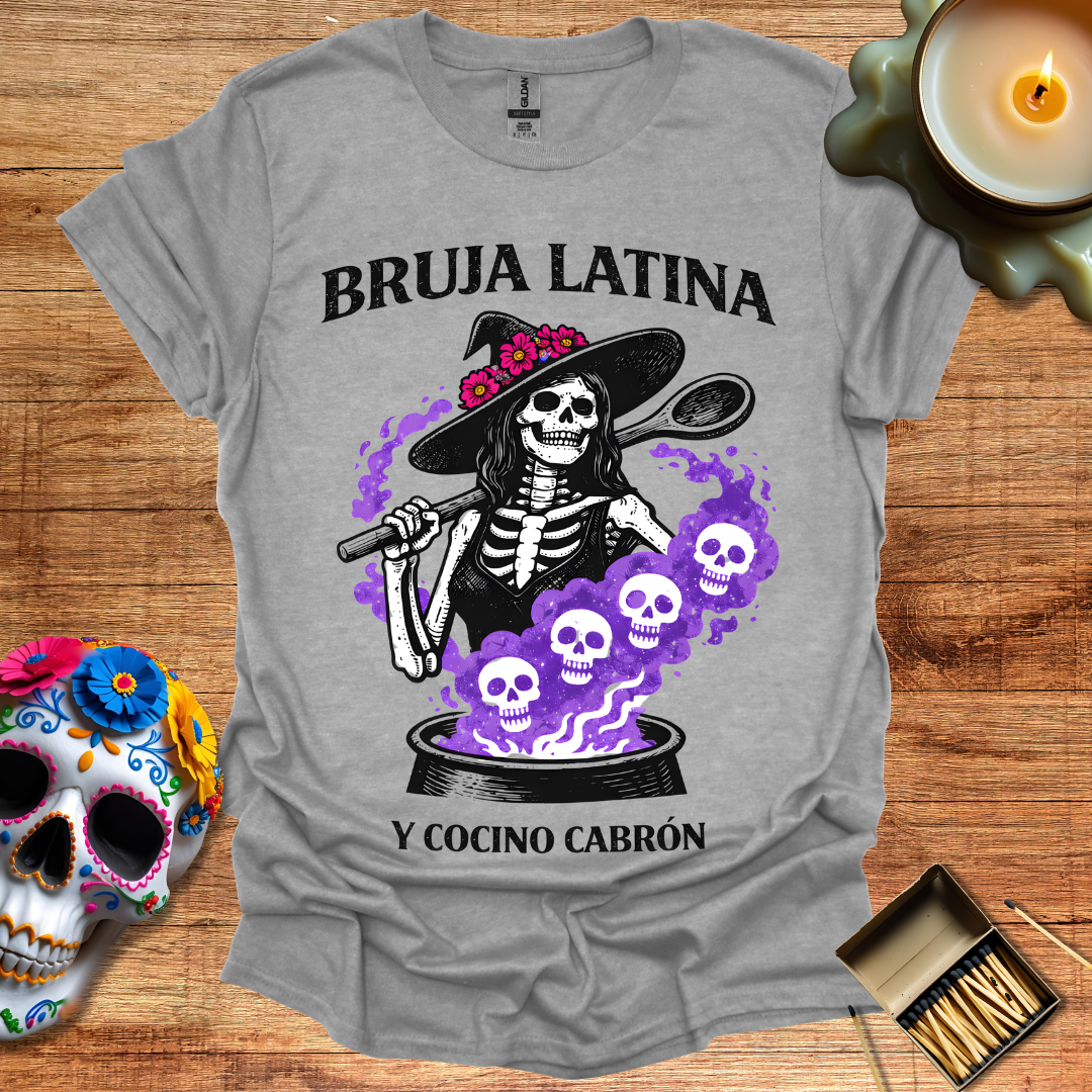 Bruja Latina y Cocino Cabrón T-Shirt